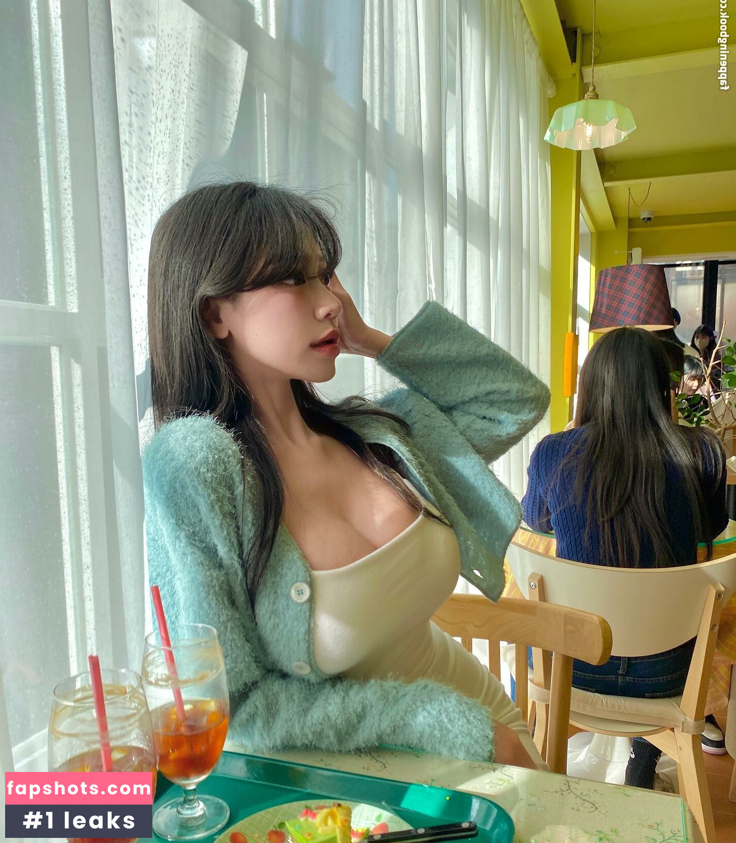 h___xee gallery photo #19