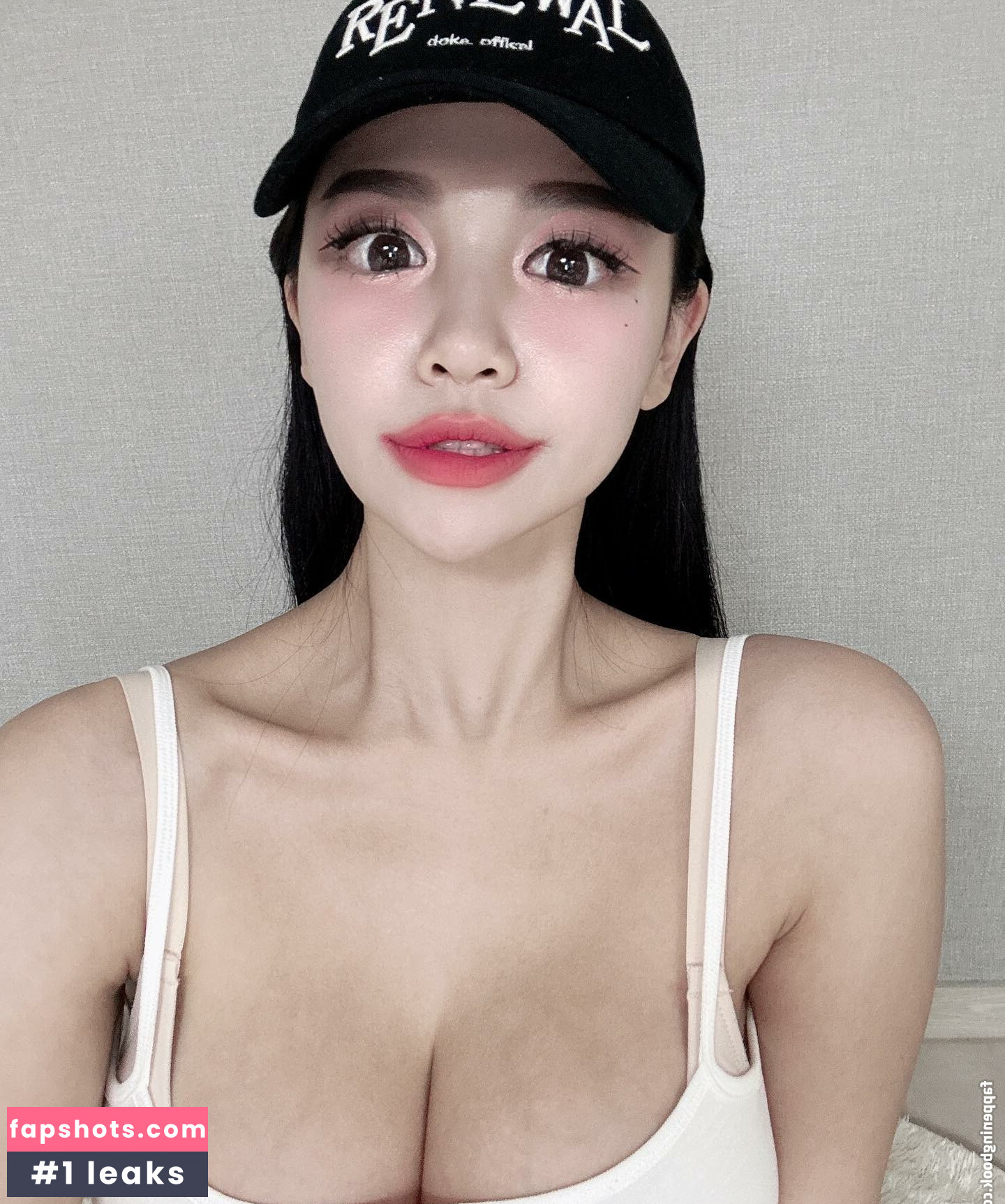 h___xee gallery photo #22