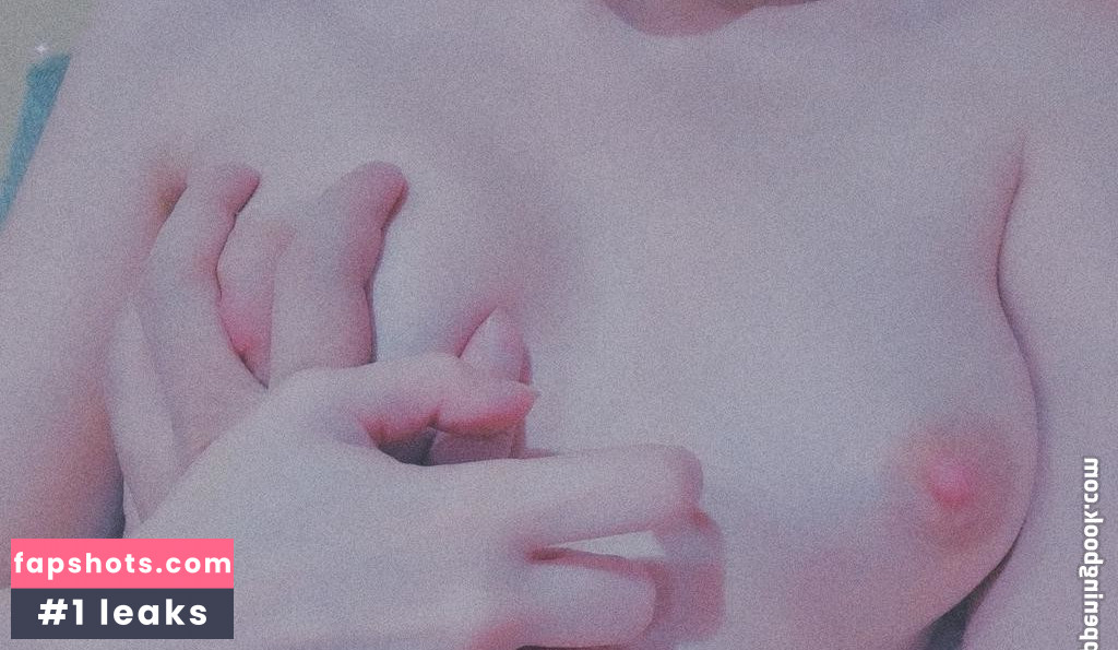 Hacchi_Whitebear gallery photo #7