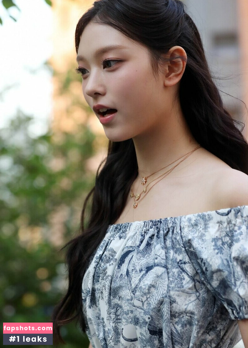 HaerinJeans gallery photo #13