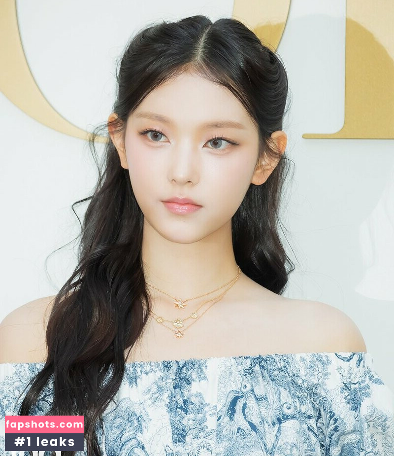 HaerinJeans gallery photo #18