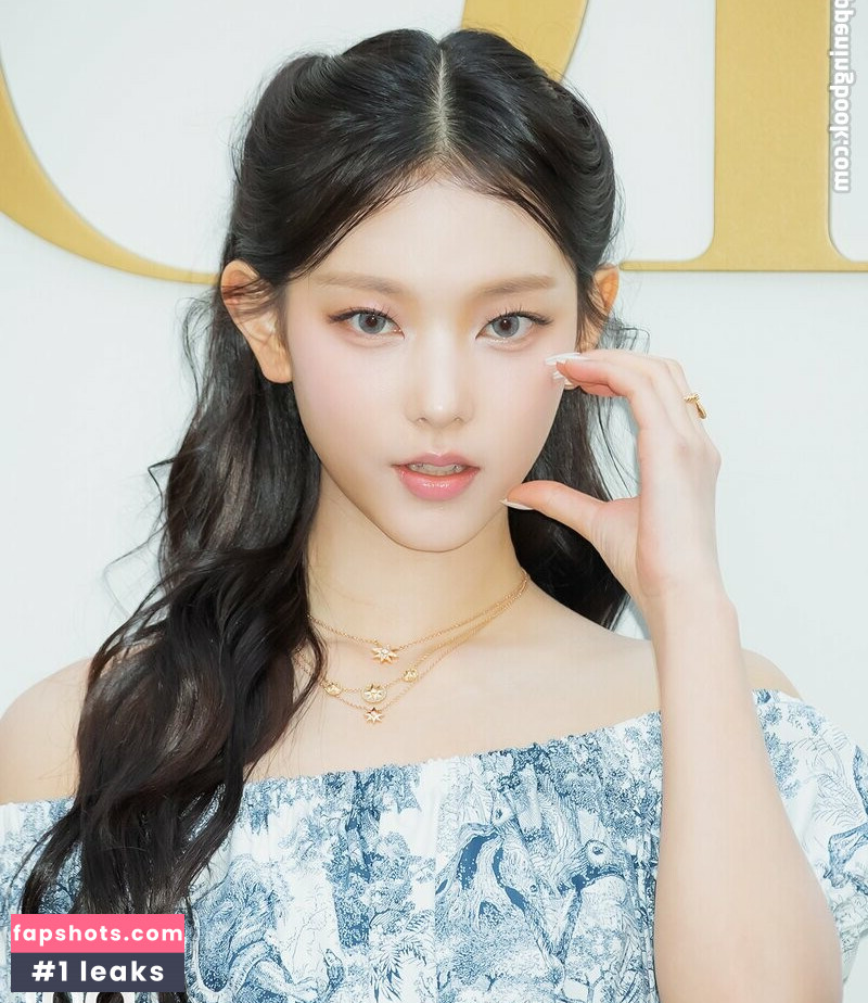 HaerinJeans gallery photo #10