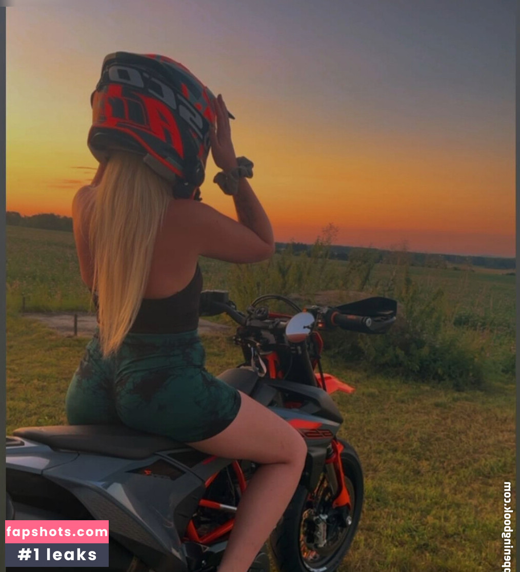 Haifischnnikez gallery photo #25