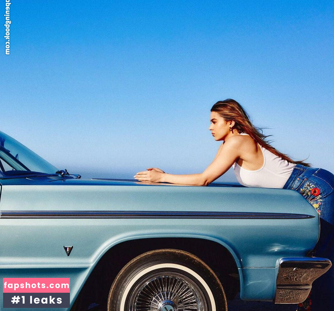 Hailee Steinfeld gallery photo #1077