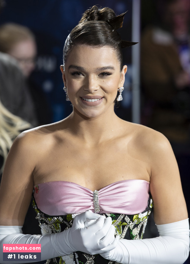 Hailee Steinfeld gallery photo #1180