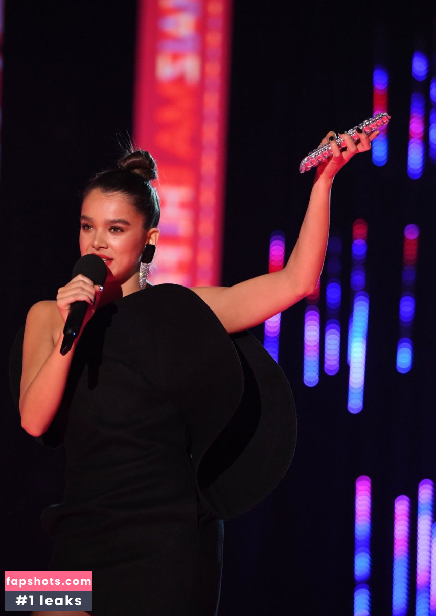 Hailee Steinfeld gallery photo #1716