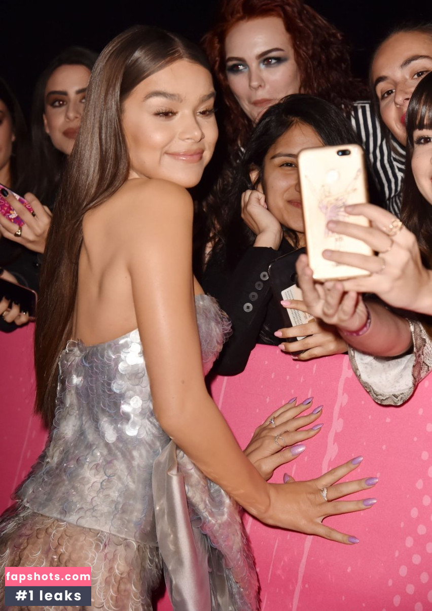 Hailee Steinfeld gallery photo #1747