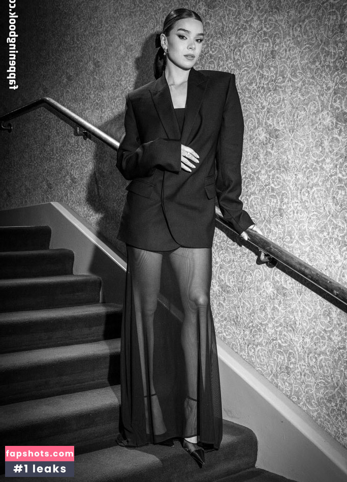 Hailee Steinfeld gallery photo #321