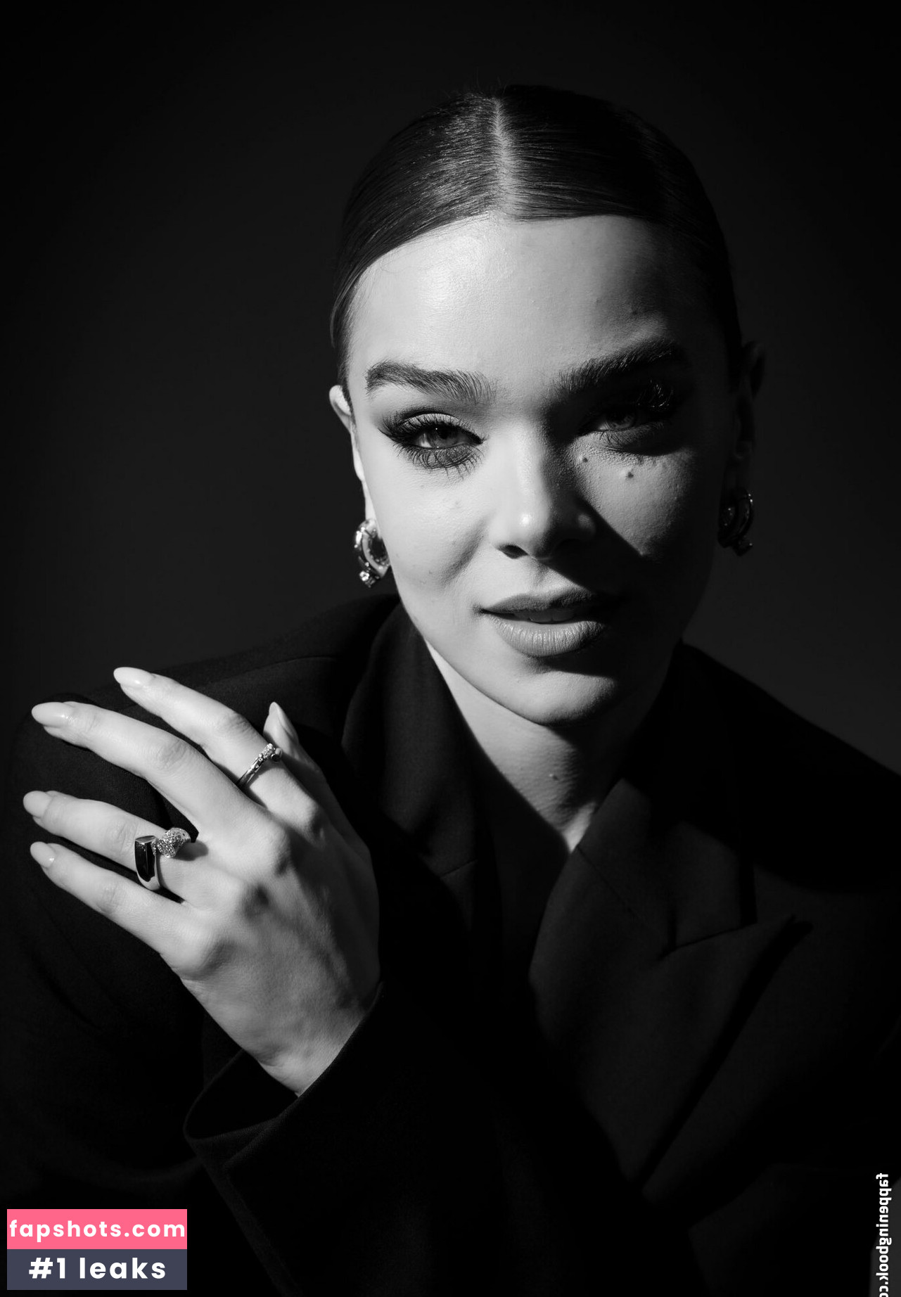 Hailee Steinfeld gallery photo #325