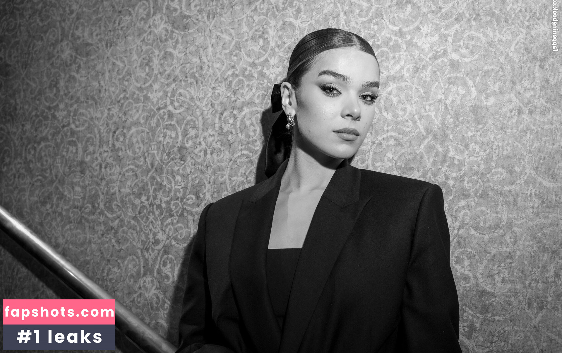 Hailee Steinfeld gallery photo #331