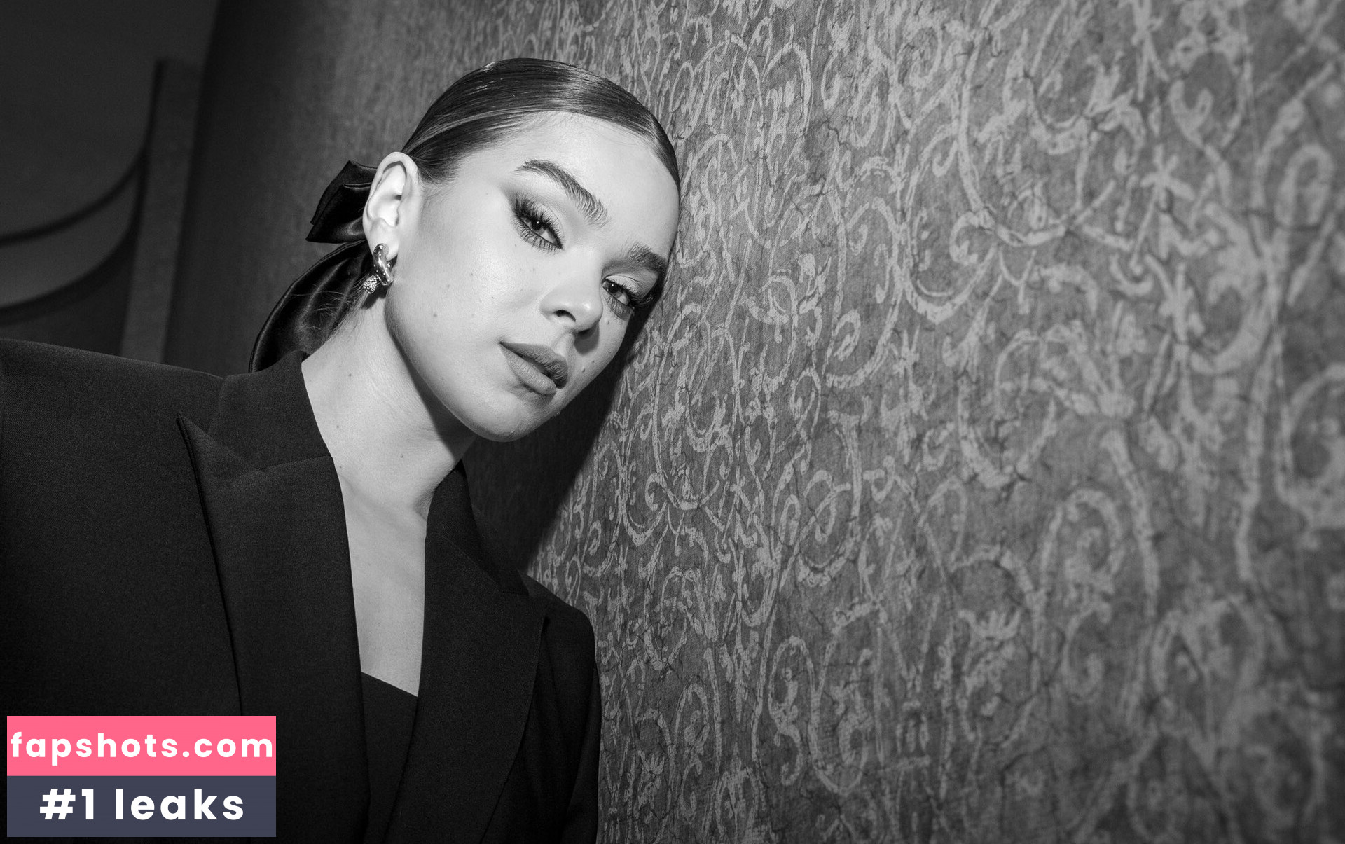 Hailee Steinfeld gallery photo #334