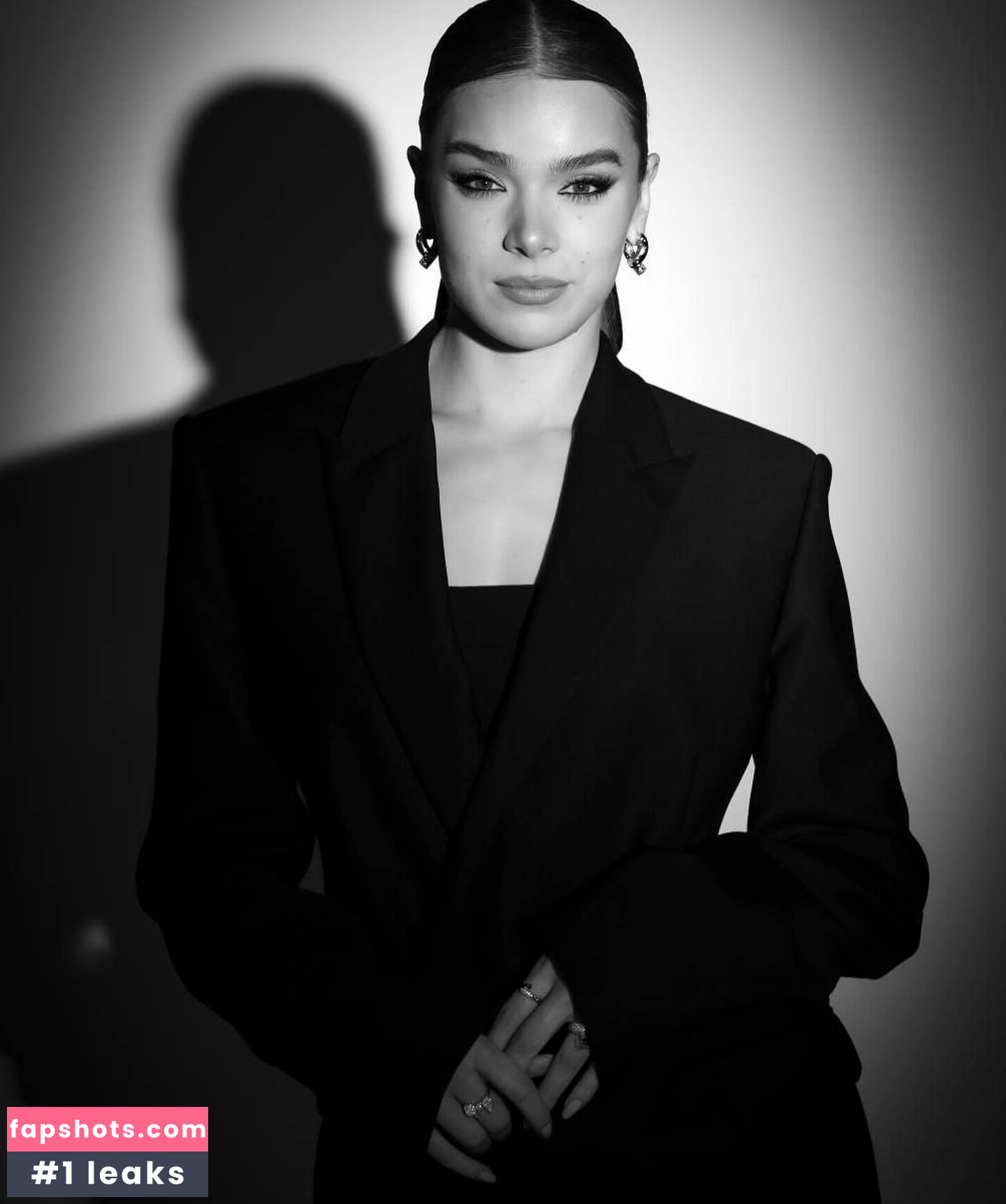 Hailee Steinfeld gallery photo #337