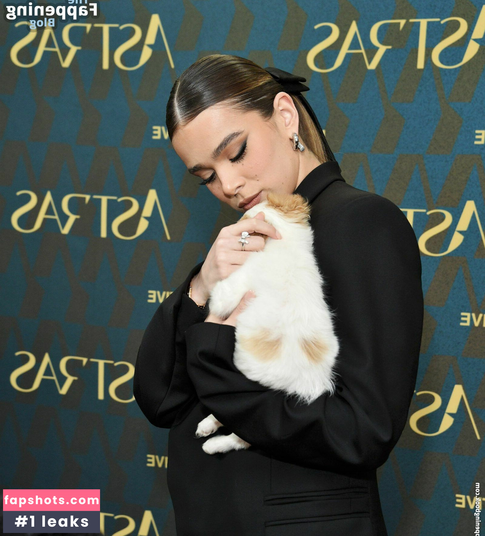 Hailee Steinfeld gallery photo #363