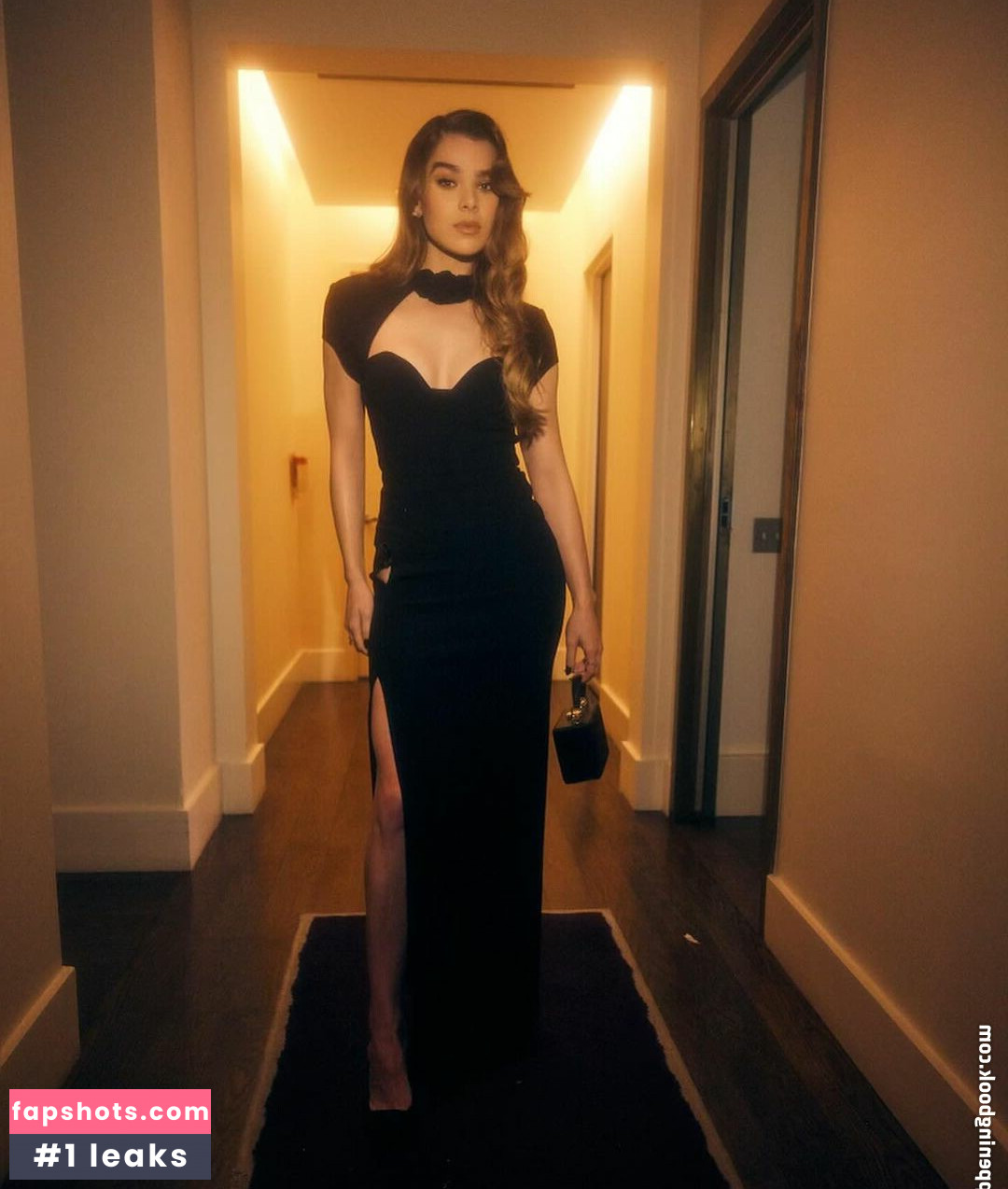 Hailee Steinfeld gallery photo #394