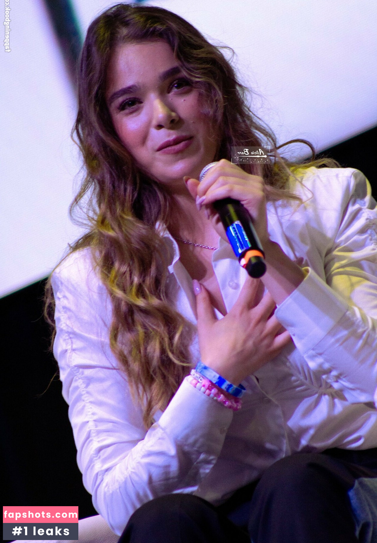 Hailee Steinfeld gallery photo #522