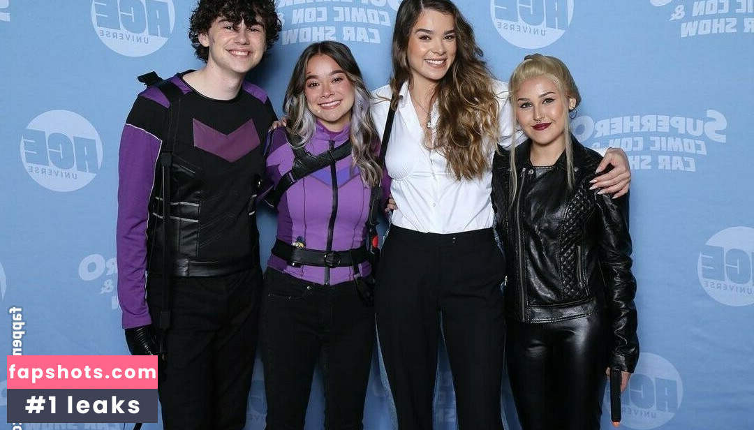 Hailee Steinfeld gallery photo #530