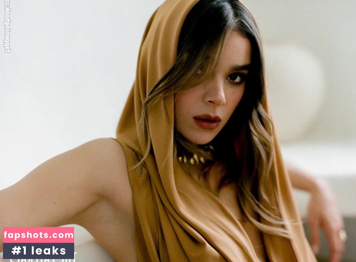 Hailee Steinfeld gallery photo #629