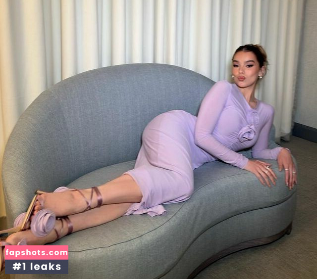 Hailee Steinfeld gallery photo #687