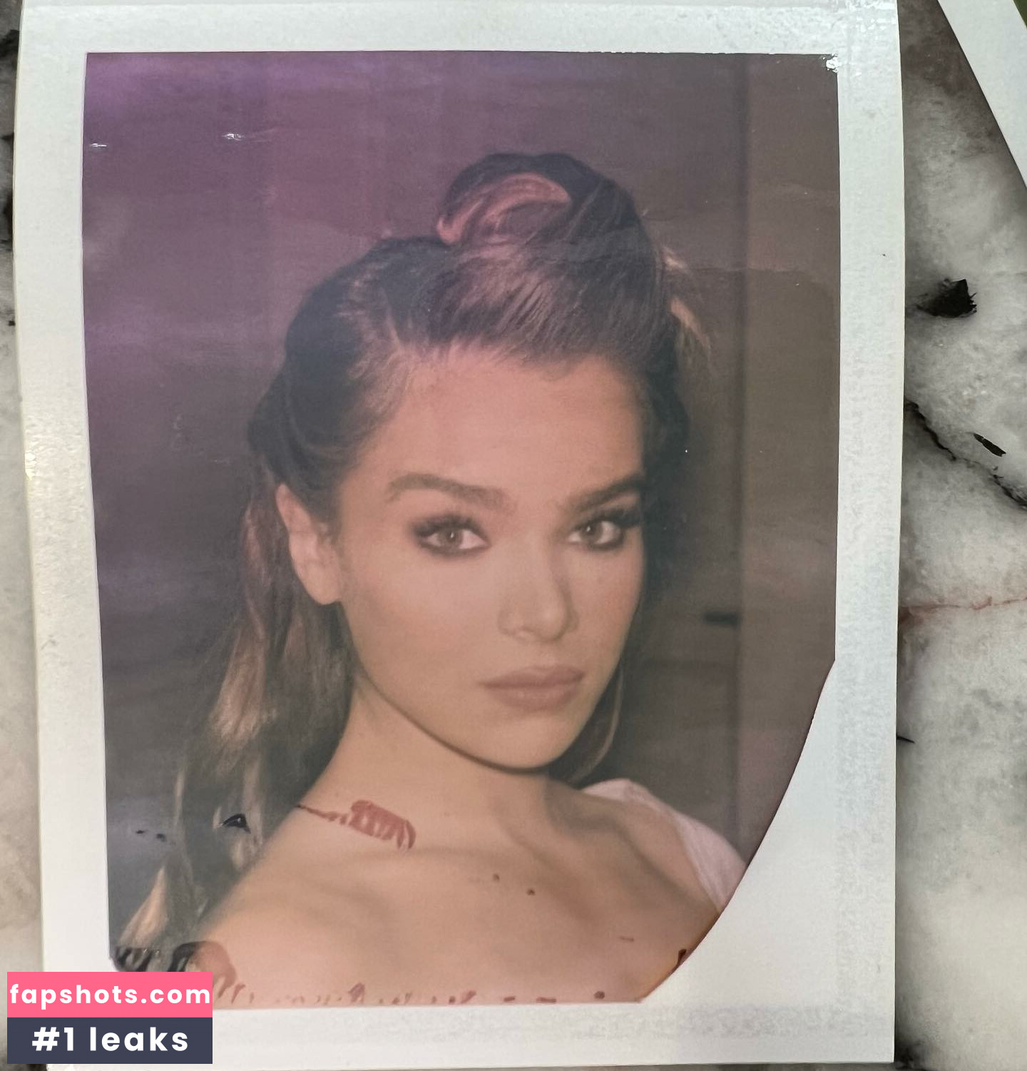 Hailee Steinfeld gallery photo #745