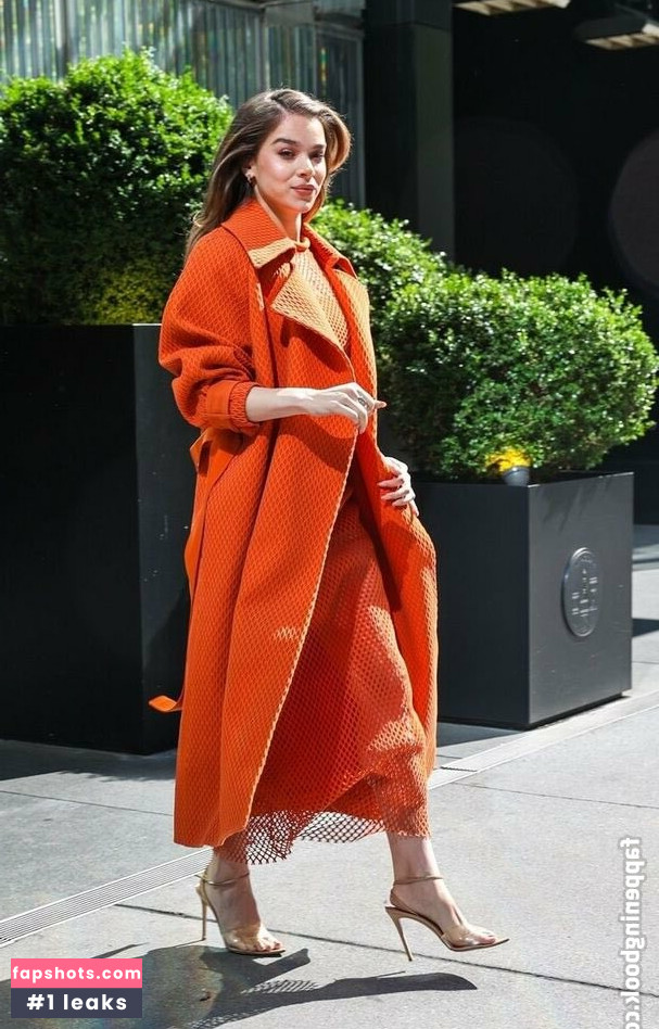 Hailee Steinfeld gallery photo #816