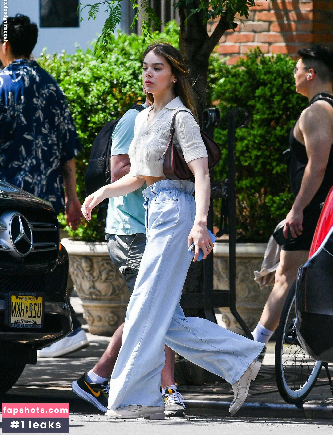 Hailee Steinfeld gallery photo #825