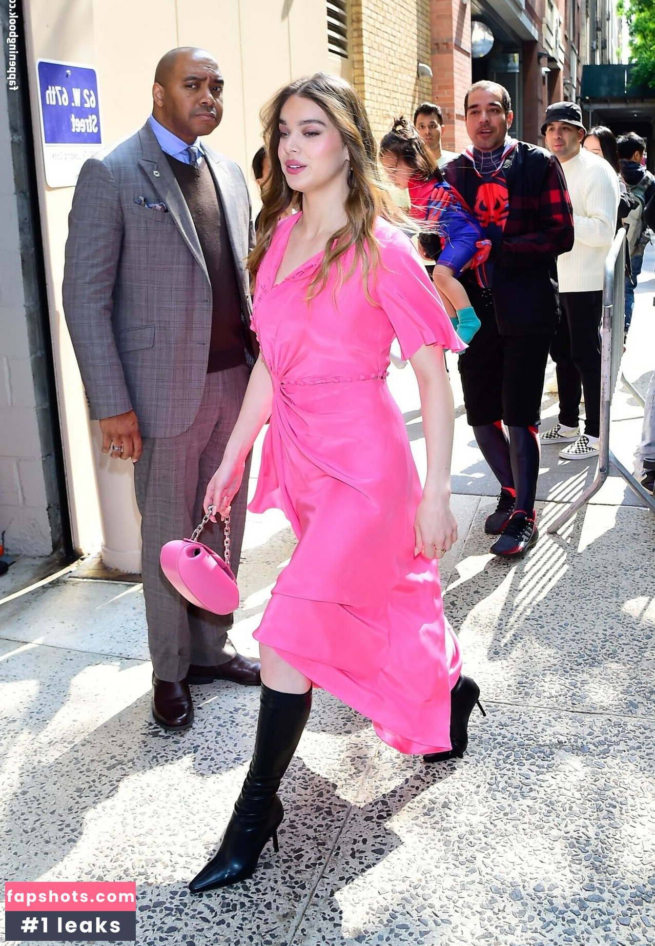 Hailee Steinfeld gallery photo #865