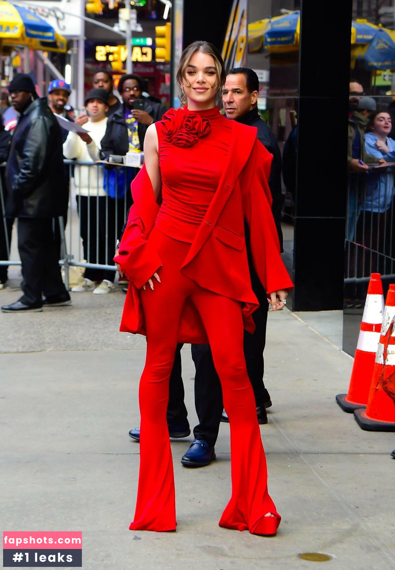 Hailee Steinfeld gallery photo #883