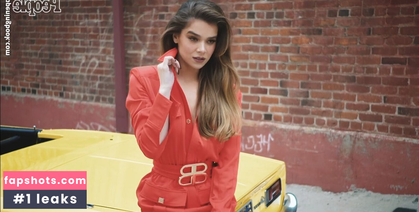 Hailee Steinfeld gallery photo #896