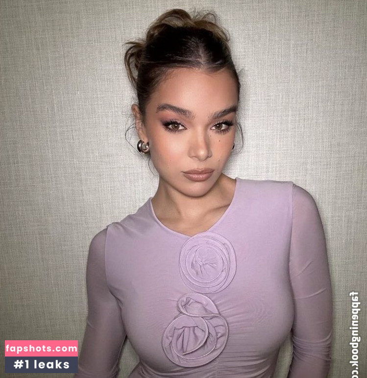 Hailee Steinfeld gallery photo #906