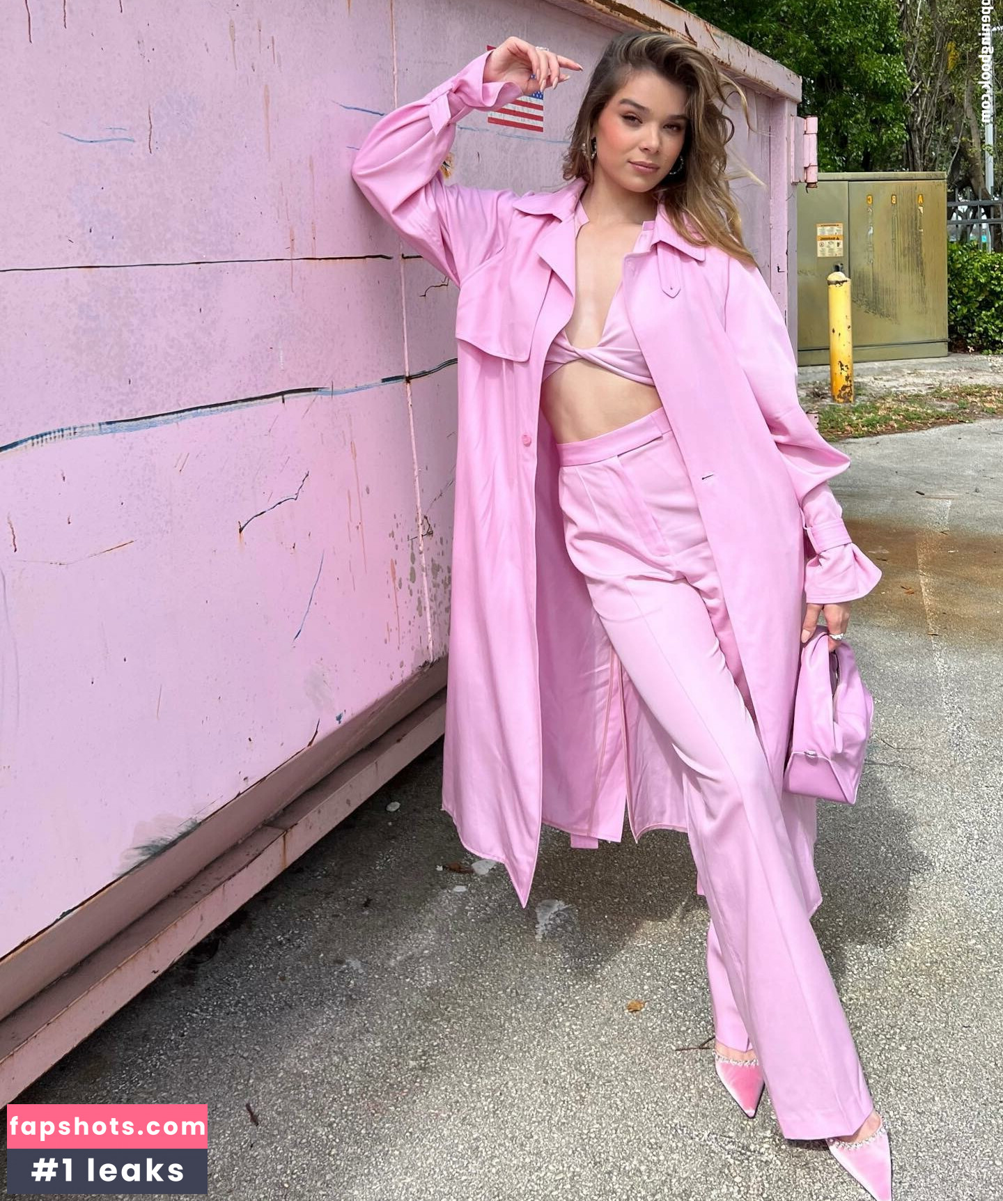 Hailee Steinfeld gallery photo #931