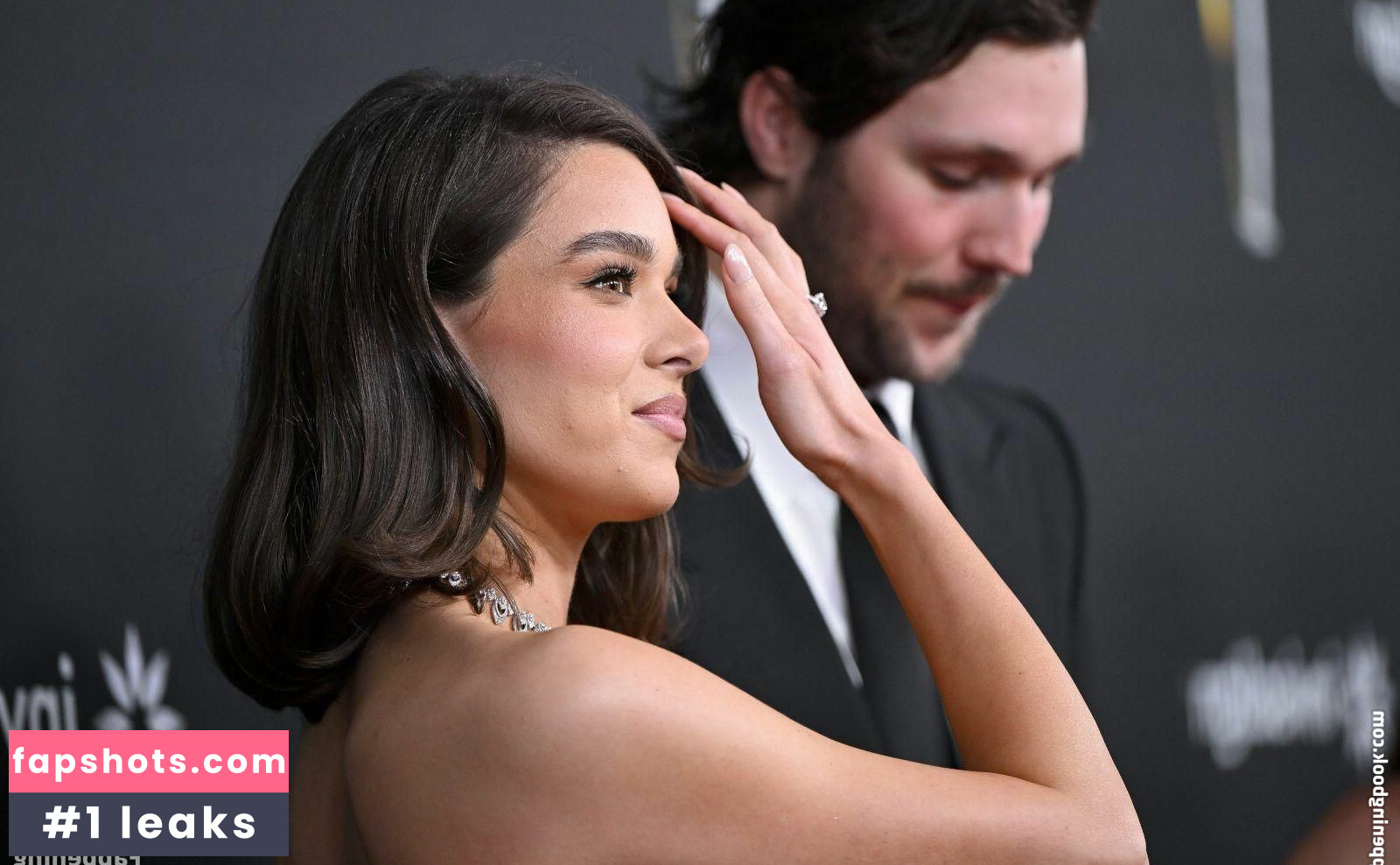 Hailee Steinfeld gallery photo #95