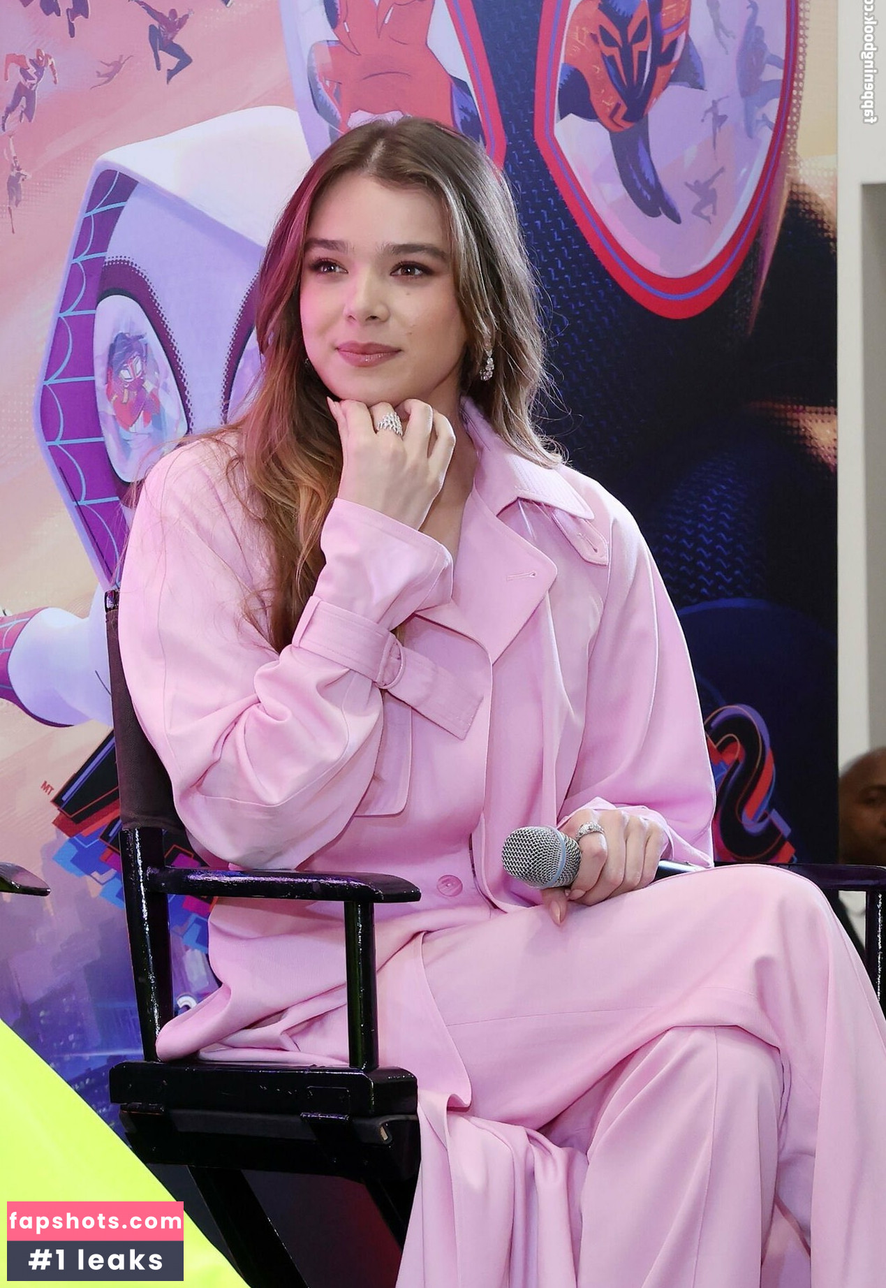 Hailee Steinfeld gallery photo #942