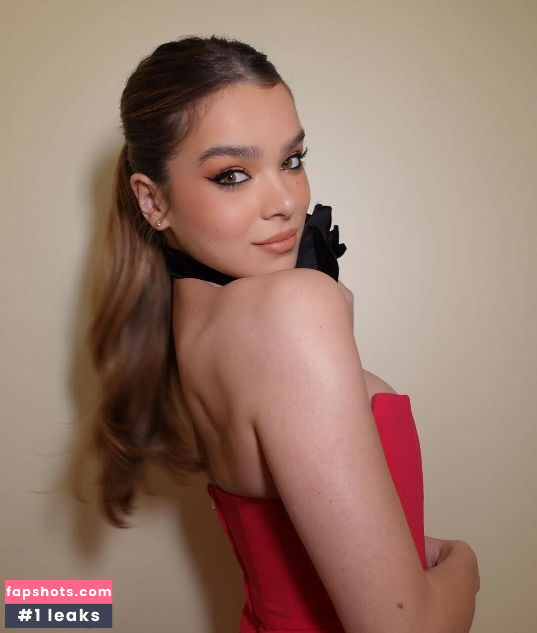 Hailee Steinfeld gallery photo #960