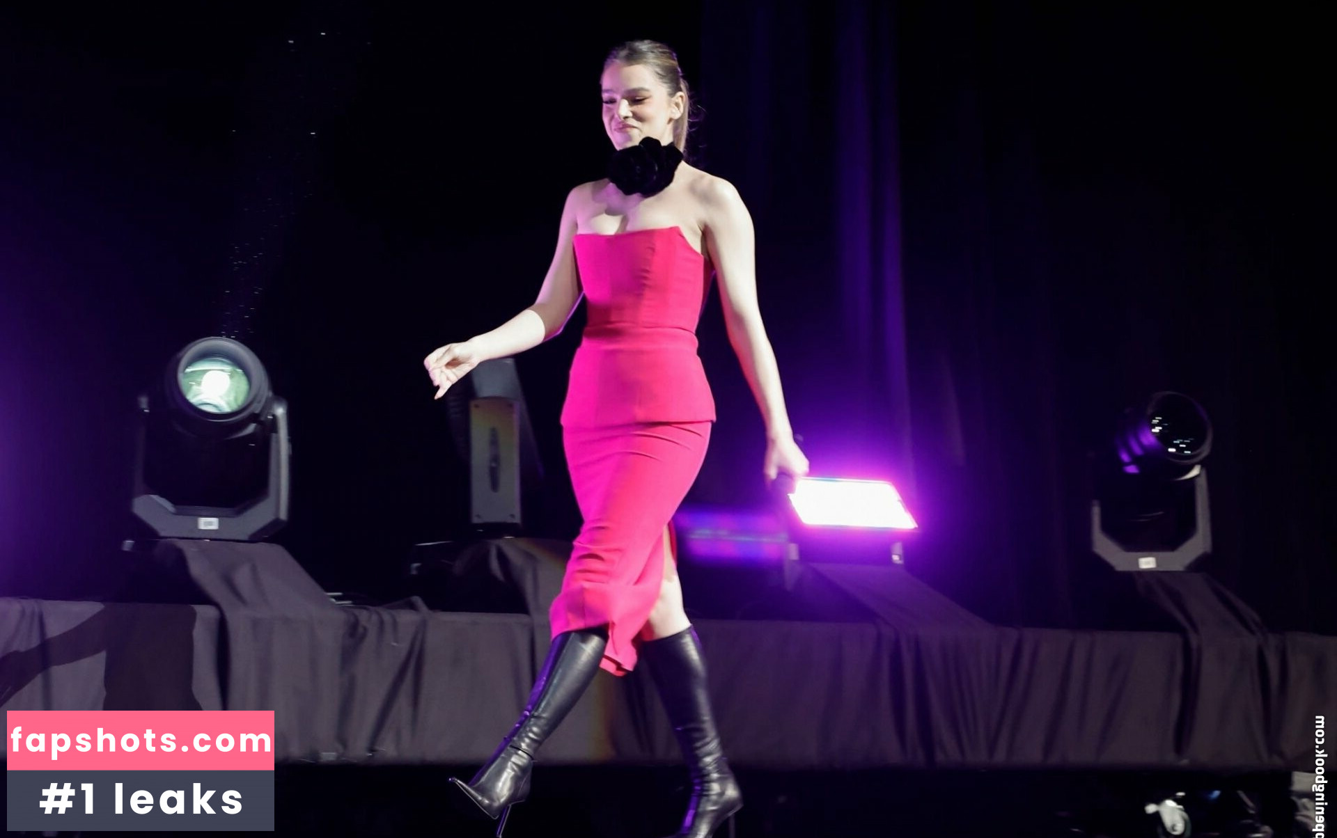 Hailee Steinfeld gallery photo #981