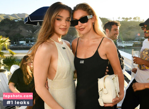 Hailee Steinfeld gallery photo #1068