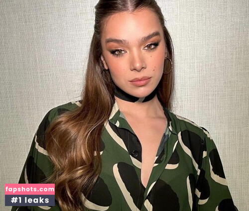 Hailee Steinfeld gallery photo #1072