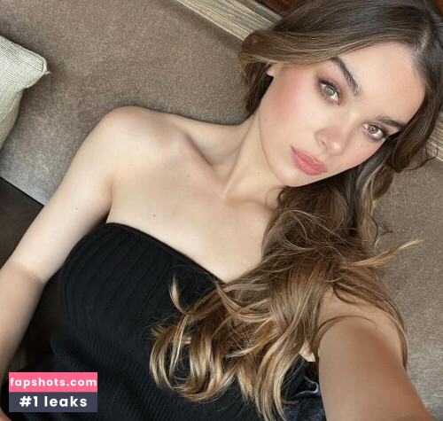 Hailee Steinfeld gallery photo #1174