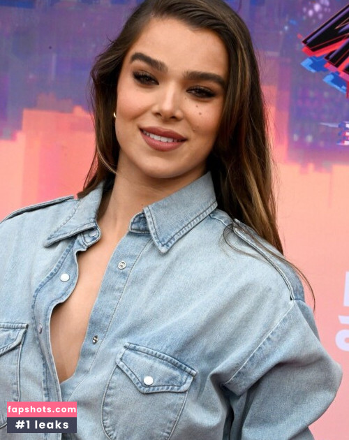Hailee Steinfeld gallery photo #1302
