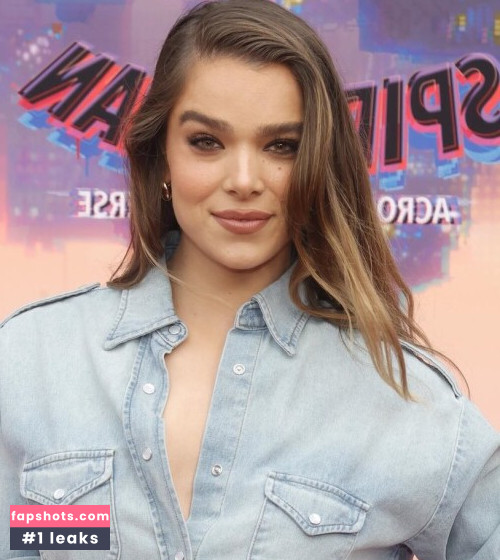 Hailee Steinfeld gallery photo #1312