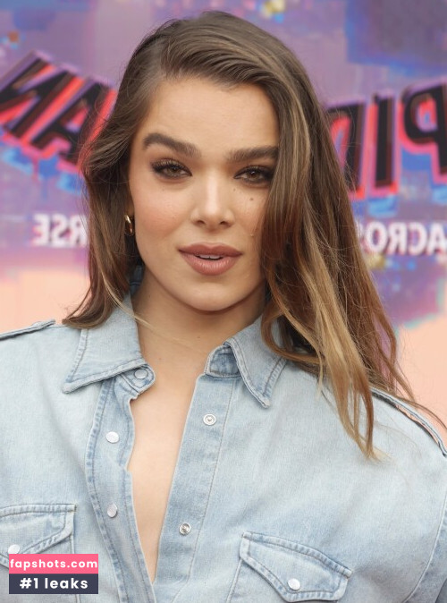 Hailee Steinfeld gallery photo #1313