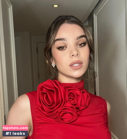 Hailee Steinfeld gallery photo #1335