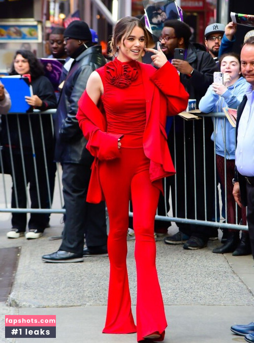 Hailee Steinfeld gallery photo #1411