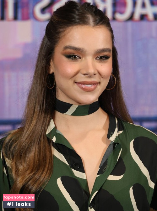 Hailee Steinfeld gallery photo #1431