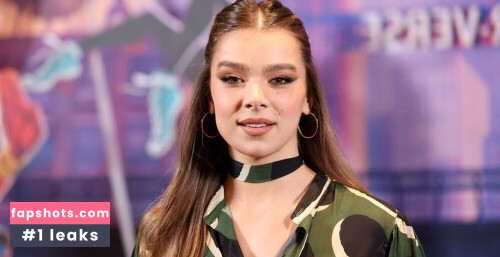 Hailee Steinfeld gallery photo #1433