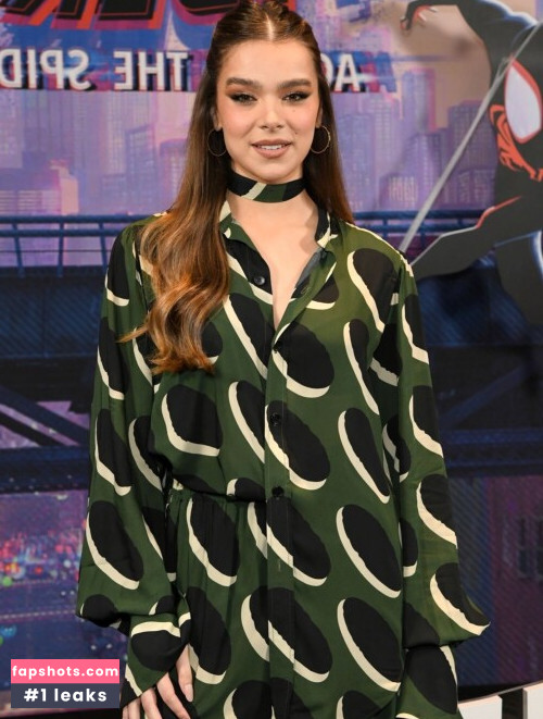 Hailee Steinfeld gallery photo #1438