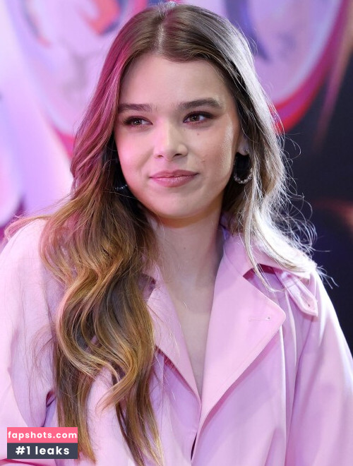 Hailee Steinfeld gallery photo #1458