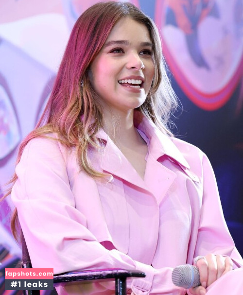 Hailee Steinfeld gallery photo #1459