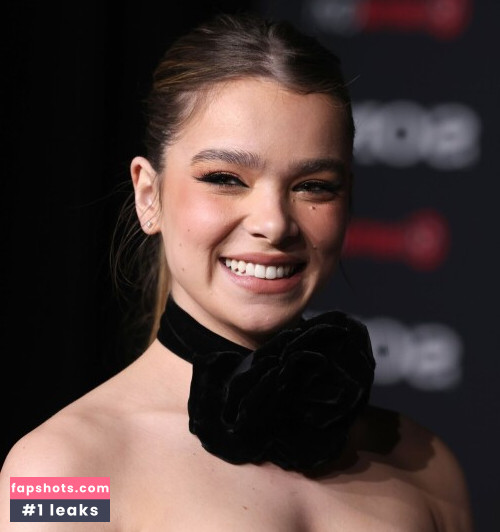 Hailee Steinfeld gallery photo #1482