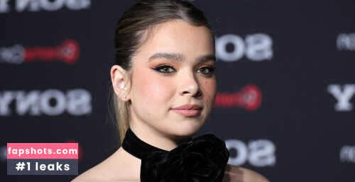 Hailee Steinfeld gallery photo #1495
