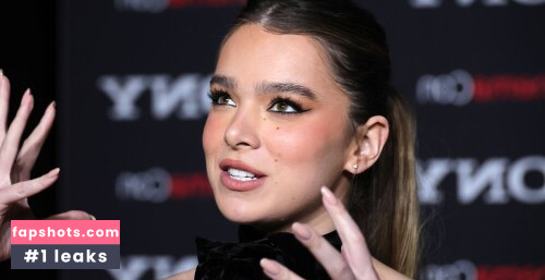 Hailee Steinfeld gallery photo #1497